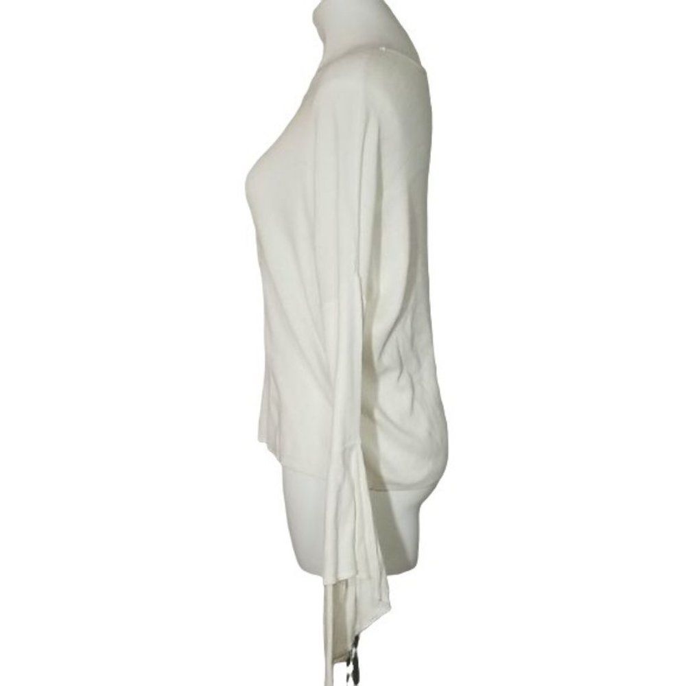 Express Women's Cream Scoop Neck Sweater - Picture 7 of 11